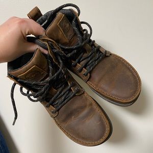 Lems Women’s waterproof Boulder boot 9.5